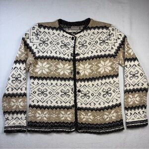 Women Cardigan Sweater Buttons Nordic Fair Isle Medium skiing cottagecore granny